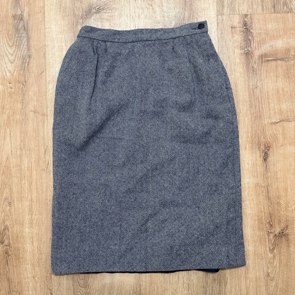 Pendleton‎ | Women's Vintage Wool Blend Gray Herringbone Tweed Skirt, Size 6